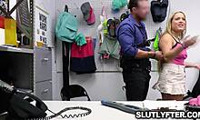 Hardcore arrangement med politibetjenten Justin og sexarbejderen Mimi Monet